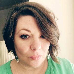 Meet your Posher, Elisa